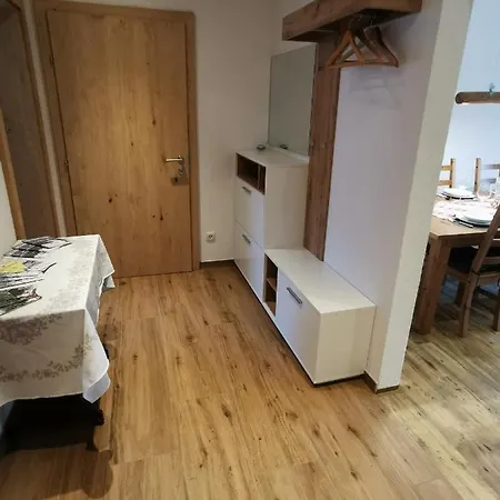 Emilia Appartement *